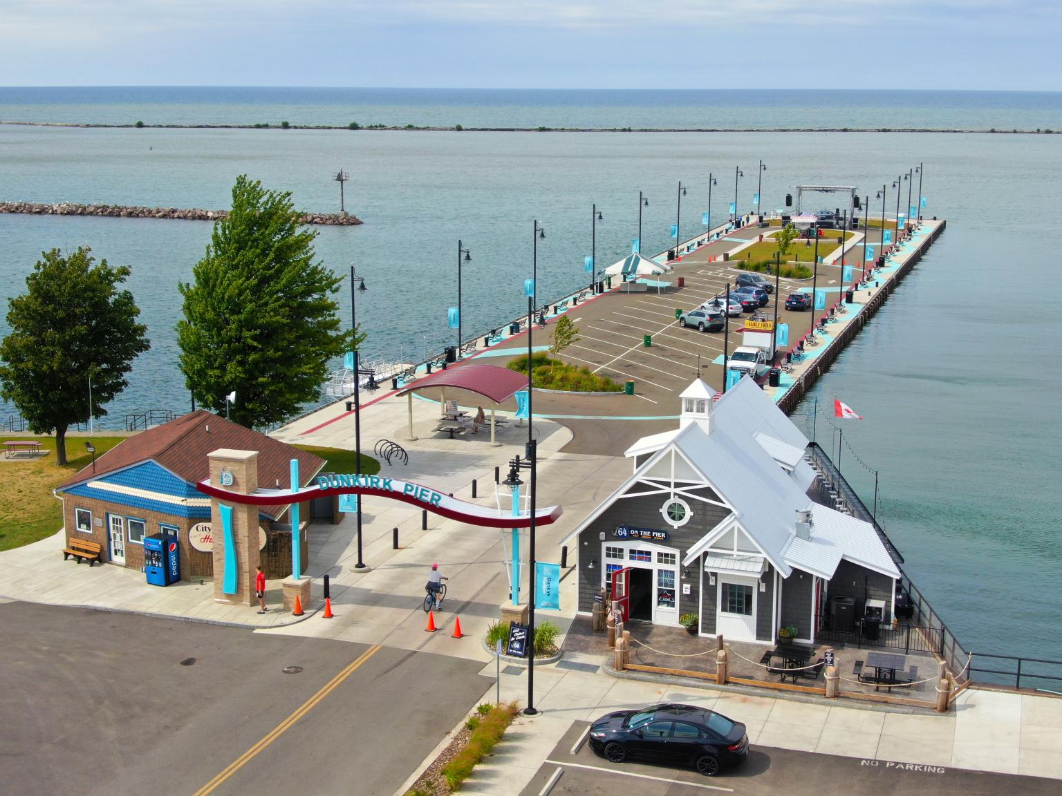 Dunkirk Pier: Dunkirk, New York