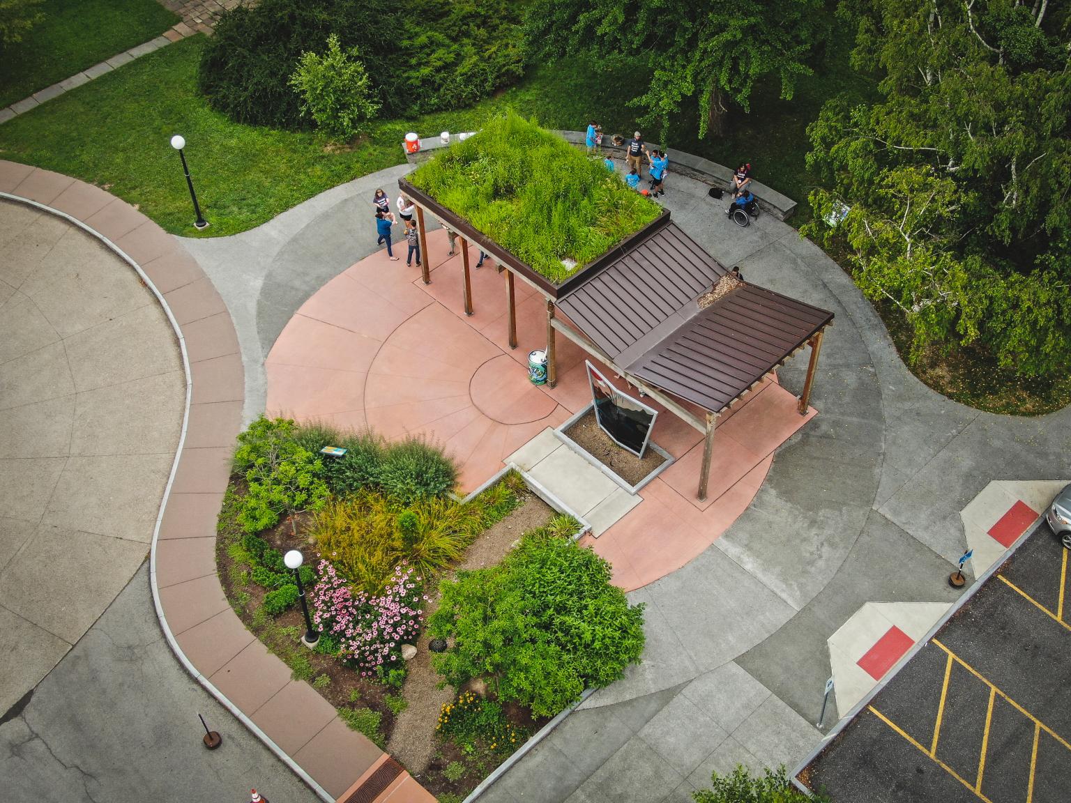 Rochester Science Museum Green Roof: Rochester, New York